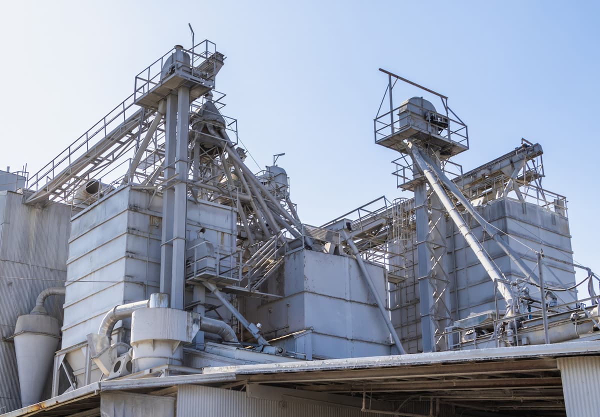 Fábrica de cimento — trajetória industrial do Grupo Simão Sarkis